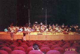 ภาพการอัดซีดีเพลง ชุด เสี่ยงเทียน ที่มหาวิทยาลัยหัวเฉียว