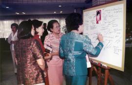 ภาพงานครบรอบวันเกิด คุณสวลี ผกาพันธุ์ (ลูกศิษย์อาจารย์ลัดดา)