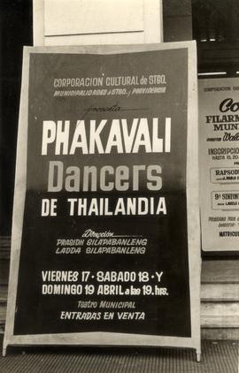 การแสดงของคณะนาฏศิลป์ไทยผกาวลีที่ทวีปอเมริกาใต้