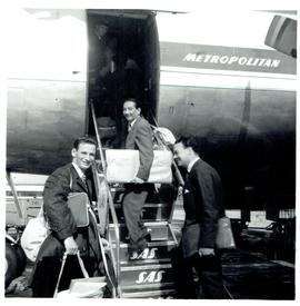 คณะนาฏศิลป์ไทยผกาวลีในต่างแดน