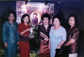 ภาพงานครบรอบวันเกิด คุณสวลี ผกาพันธุ์ (ลูกศิษย์อาจารย์ลัดดา)