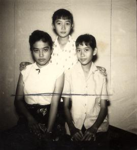 ญาติพี่น้อง