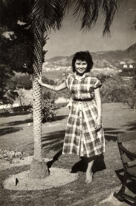 ภาพถ่าย คุณสวลี ผกาพันธ์ นางเอกคณะละครผกาวลี