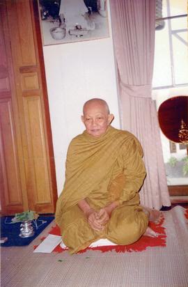 ทำบุญที่บ้าน อ.ประสิทธิ์-อ.ลัดดา ที่บ้านซอยสุขุมวิท 39