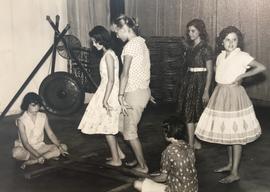 โรงเรียนผกาวลีนาฏดุริยางค์