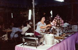 งานเลี้ยงวันเกิดครบรอบ 60 ปี อ.ลัดดา ศิลปบรรเลง ที่บ้านสุขุมวิท 39