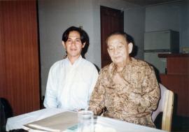 ภาพถ่ายครอบครัวศิลปบรรเลงที่บ้านสุขุมวิท39