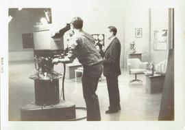 คณะนาฏศิลป์ไทยผกาวลีออกโทรทัศน์ในอเมริกา