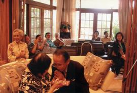 ภาพถ่ายอาจารย์ลัดดา (สารตายน) ศิลปบรรเลง ที่บ้านคุณอัปสร