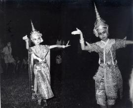 การแสดงนาฏศิลป์ไทย ของคณะผกาวลี