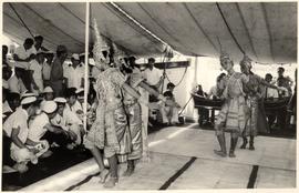 การแสดงนาฎศิลป์ไทย บนเรือฝึกของญี่ปุ่น ที่ท่าเรือคลองเตย