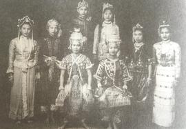 คณะละครผกาวลี