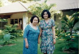 ภาพถ่ายครอบครัวศิลปบรรเลงที่บ้านสุขุมวิท39