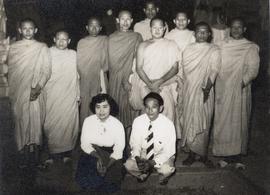 ภาพอาจารย์ประสิทธิ์ กับ อาจารย์ลัดดา