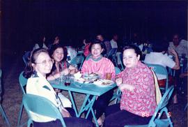 งานเลี้ยงที่บ้าน 56 สุขุมวิท 39