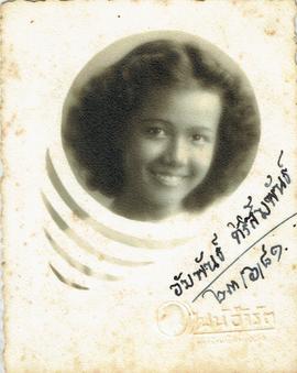 ภาพถ่ายเพื่อนของอาจารย์ลัดดา