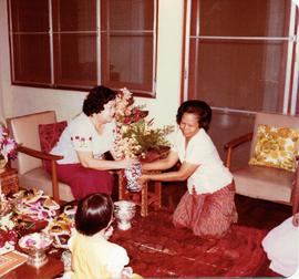 งานเลี้ยงวันเกิดครบรอบ 60 ปี อ.ลัดดา ศิลปบรรเลง ที่บ้านสุขุมวิท 39