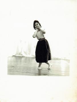 ภาพถ่าย ศรีกัญญา สารตายน ที่โรงเรียนผกาวลีนาฏดุริยางค์