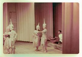 การแสดงของนาฏศิลป์ไทยในต่างประเทศ