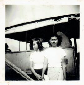 ภาพถ่าย อ.ลัดดา และ เพื่อน