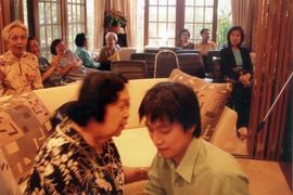 ภาพถ่ายอาจารย์ลัดดา (สารตายน) ศิลปบรรเลง ที่บ้านคุณอัปสร