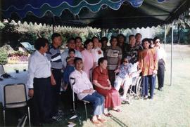 ภาพงานเลี้ยงแสดงความยินดีที่รับรางวัลศิลปินแห่งชาติ ที่บ้านพลเอก โชคชัย-วัลย์ดา หงส์ทอง