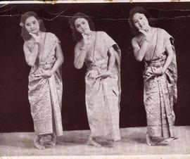 คณะละครผกาวลี