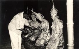 คณะนาฏศิลป์ไทย ผกาวลีนาฏดุริยางค์