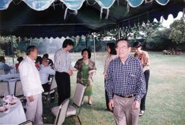 ภาพงานเลี้ยงแสดงความยินดีที่รับรางวัลศิลปินแห่งชาติ ที่บ้านพลเอก โชคชัย-วัลย์ดา หงส์ทอง