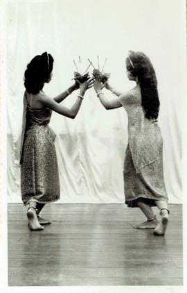 โรงเรียนผกาวลีนาฏดุริยางค์