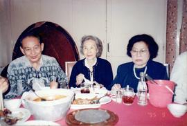 อ.ประสิทธิ์ และ เพื่อนนักเรียนเก่าญี่ปุ่น