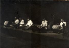 การแสดงนาฎศิลป์และดนตรีไทยของผกาวลีไทยในต่างประเทศ