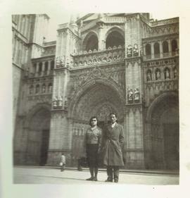 ภาพอาจารย์ประสิทธิ์ กับ อาจารย์ลัดดา ในกรุงโรม ประเทศอิตาลี