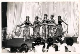 การแสดงดนตรีไทยและนาฏดุริยางค์ ที่โรงละครบ้านบาตร