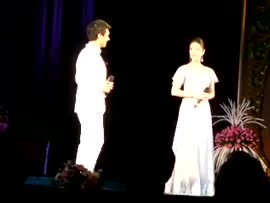 เพลงรื่นระรวย ขับร้องโดย ธีรนัยน์ ณ หนองคาย