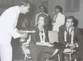 ประสิทธิ์ ศิลปบรรเลง ต้อนรับกษัตริย์แห่งสเปน  Juan Carlos และพระราชินี Sophie